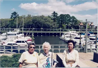 small_mom-alpha-katrina 2.webp